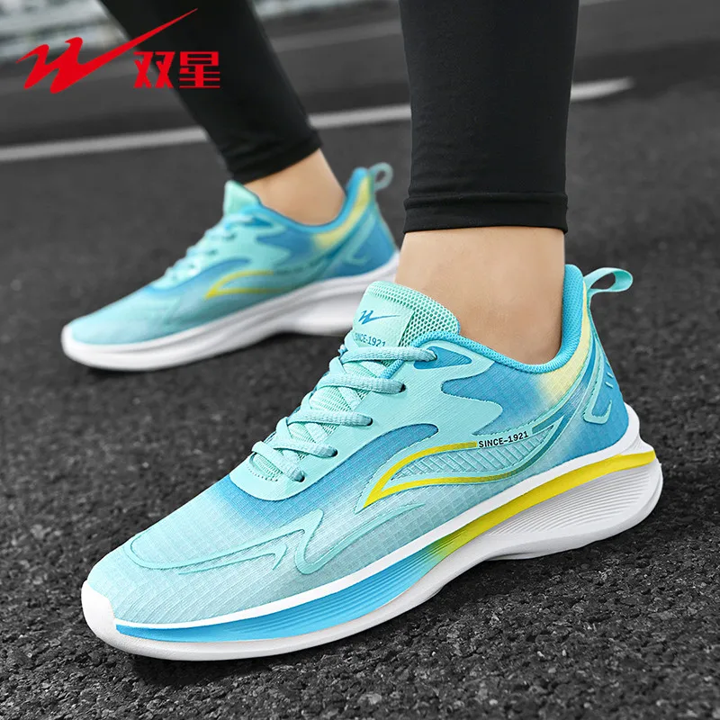 Buty sportowe na platformie ze – Shock Absorbing Gym Trainers recenzja i cena