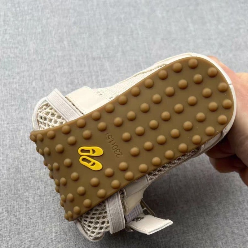 Nowe, tkane, ażurowe sneakersy – Heels recenzja i cena